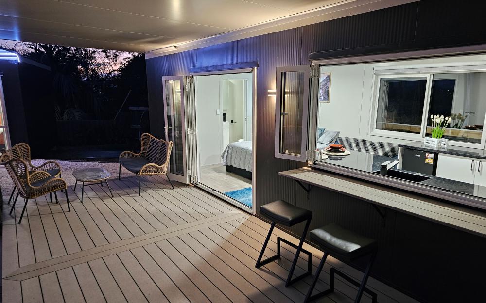 Totara with outdoor breakfast bar